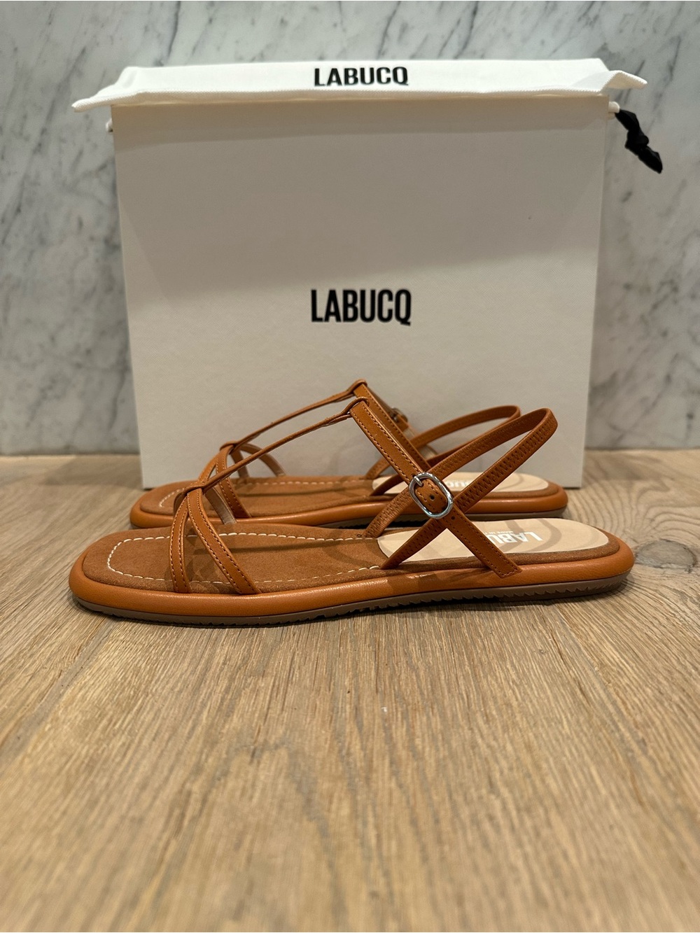 NWT Labucq Ida Sandal in Tan - Picture 6 of 13